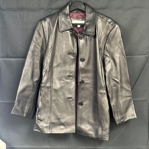 Liz Claiborne Woman’s Leather Jacket (2815)